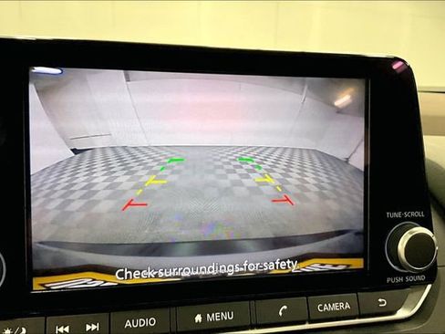 Used 2023 Nissan Rogue SV w/ SV Premium Package image 30