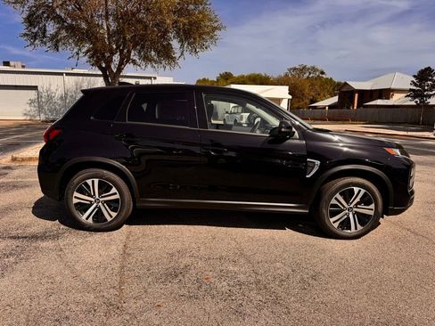 New 2026 Mitsubishi Outlander Sport SE AWD/4WD image 9