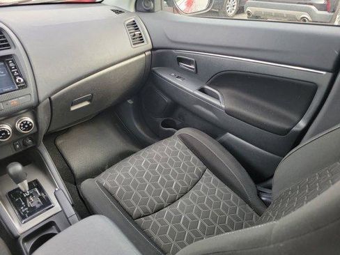 Used 2024 Mitsubishi Outlander Sport AWD image 12