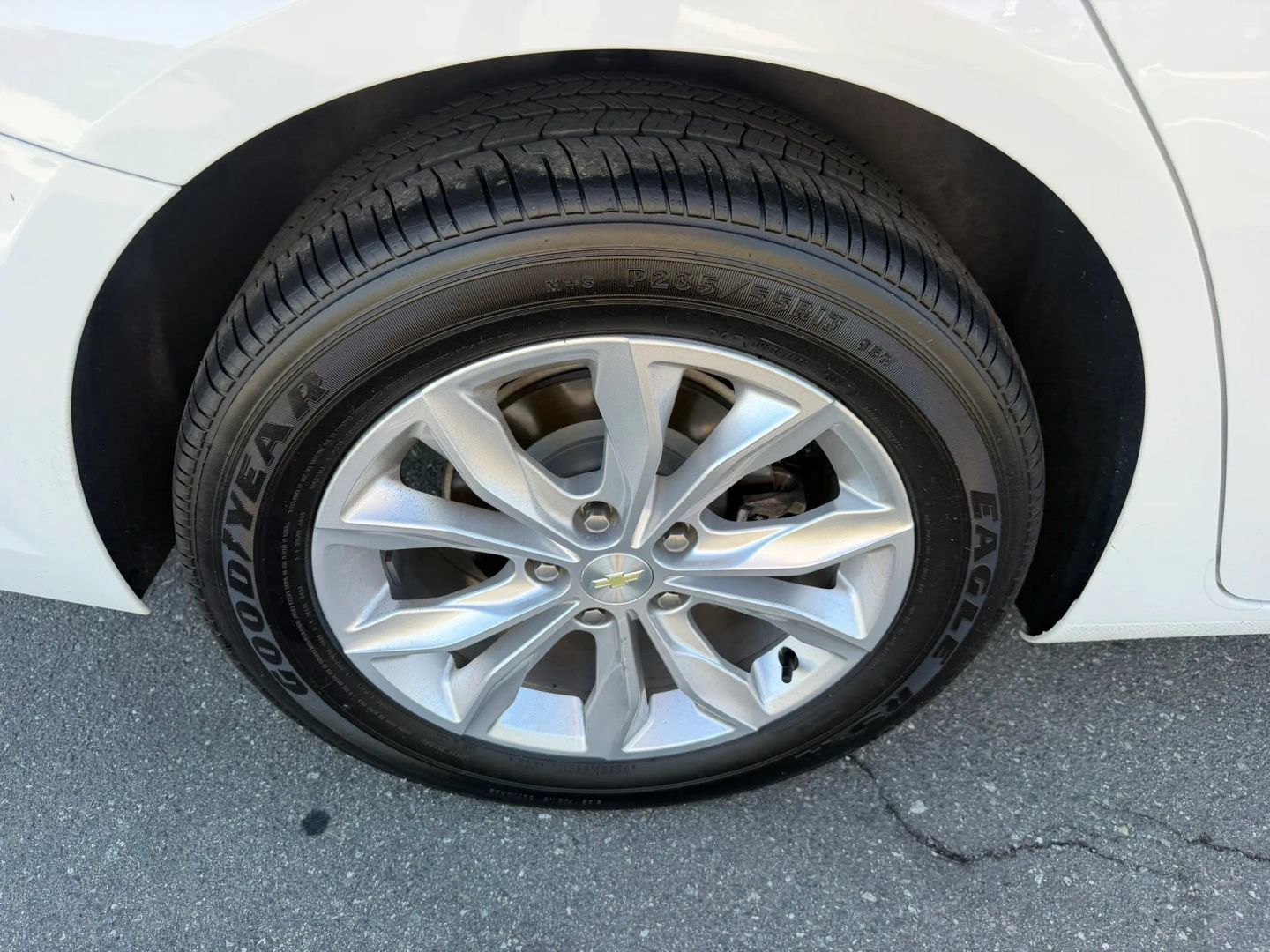 Used 2022 Chevrolet Malibu LT FWD image 33
