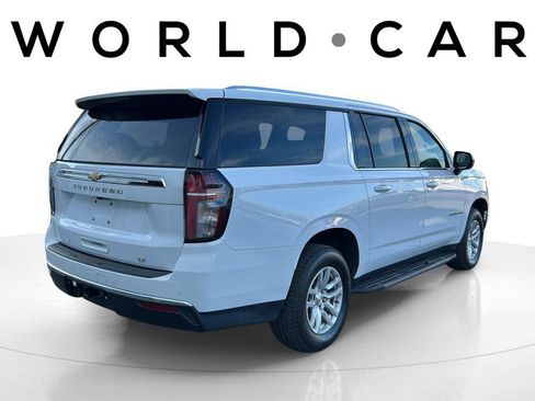 Used 2021 Chevrolet Suburban LT image 8