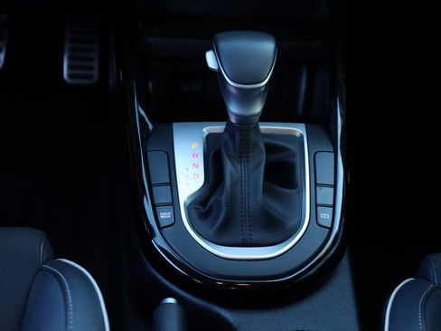 Used 2023 Kia Forte GT-Line image 13