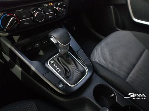 Used 2020 Kia Soul LX image 37