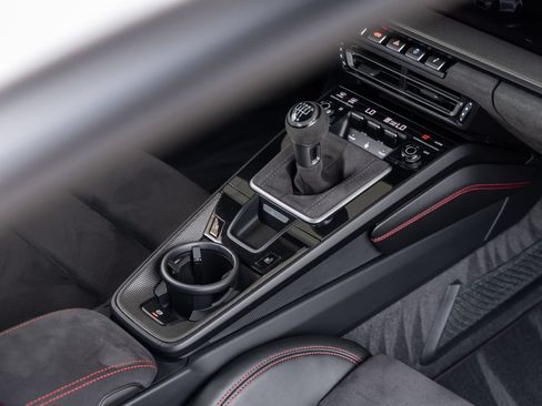 Certified 2022 Porsche 911 Carrera 4 GTS AWD/4WD image 37