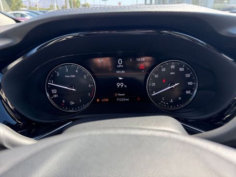 Used 2023 Buick Envision Essence image 38