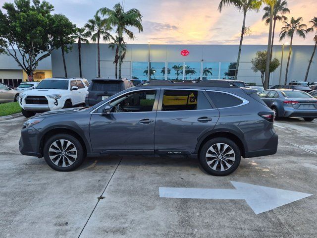 Used 2023 Subaru Outback Limited AWD/4WD image 8