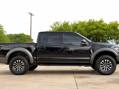 Used 2020 Ford F150 Raptor w/ Equipment Group 802A Luxury AWD/4WD image 18