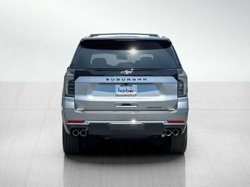 New 2025 Chevrolet Suburban Premier image 5