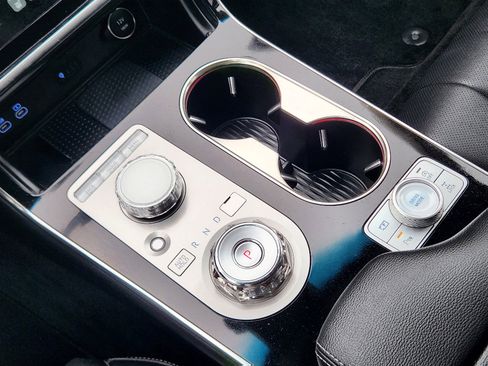 Used 2025 Genesis GV80 2.5T Standard image 19