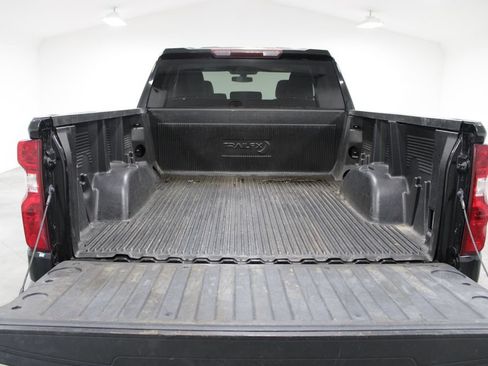 Used 2020 Chevrolet Silverado 1500 LT AWD/4WD image 14