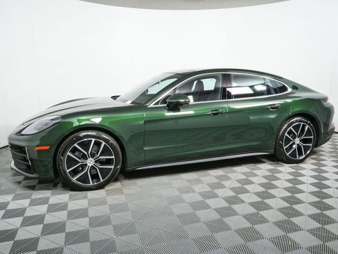 New 2026 Porsche Panamera image 2