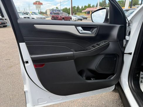 Used 2021 Ford Escape SE AWD/4WD image 12