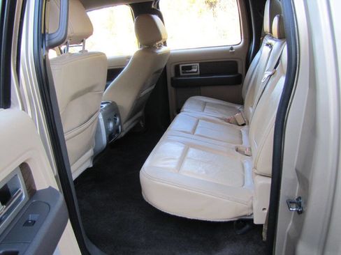 Used 2014 Ford F150 Lariat w/ Equipment Group 501A Mid image 17