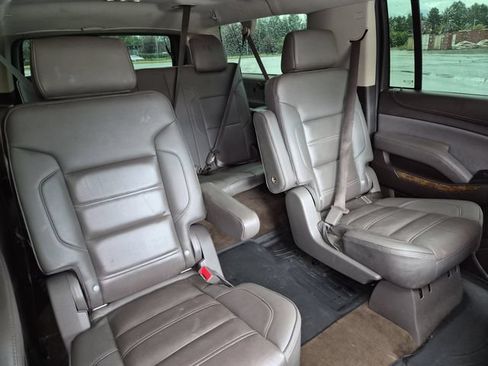Used 2015 GMC Yukon XL Denali AWD/4WD image 22
