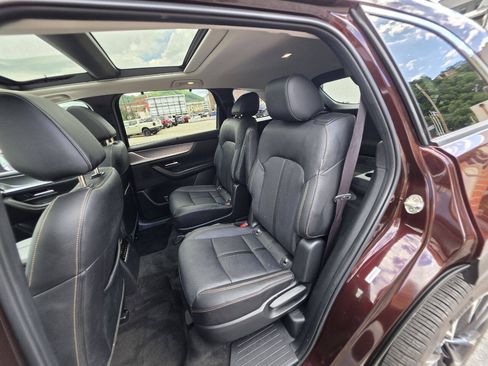 Used 2024 MAZDA CX-90 Plug-In Hybrid w/ Premium Pkg AWD/4WD image 16