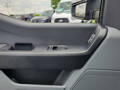 New 2026 Ford F550 4x4 Regular Cab Super Duty image 14