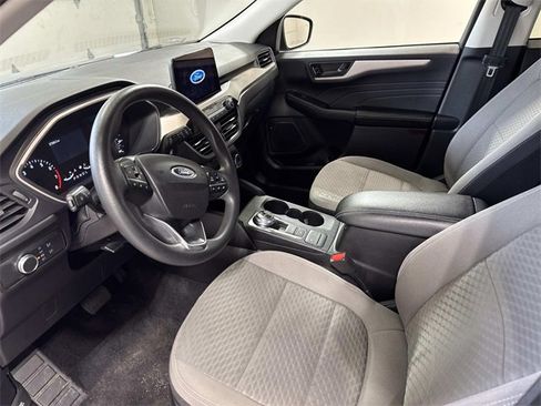 Used 2022 Ford Escape SE image 5