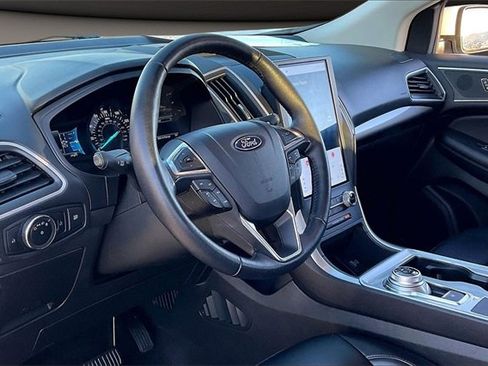 Used 2023 Ford Edge SEL image 12