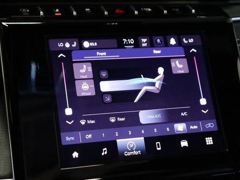 Used 2025 Jeep Grand Cherokee L Laredo w/ Luxury Tech Group I RWD image 30