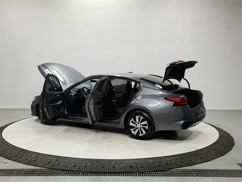 Used 2022 Nissan Altima 2.5 S image 13