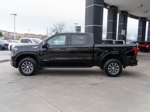 Used 2024 GMC Sierra 1500 AT4 w/ Technology Package image 4
