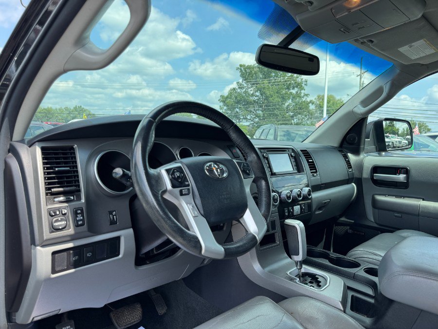Used 2016 Toyota Sequoia Limited AWD/4WD image 14