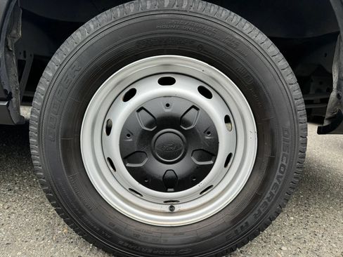 Used 2020 Ford Transit 250 Medium Roof w/ Load Area Protection Package RWD image 18