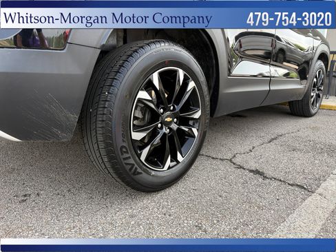 Used 2021 Chevrolet TrailBlazer LT w/ Premium Seating Package FWD image 34