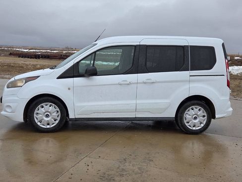Used 2014 Ford Transit Connect XLT image 8