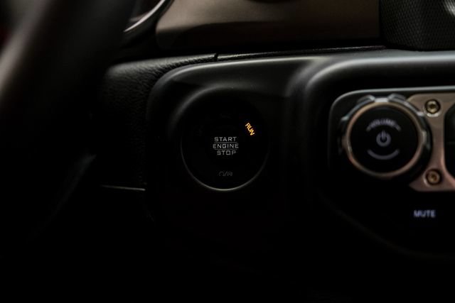 Used 2019 Jeep Wrangler Unlimited Rubicon w/ LED Lighting Group AWD/4WD image 59