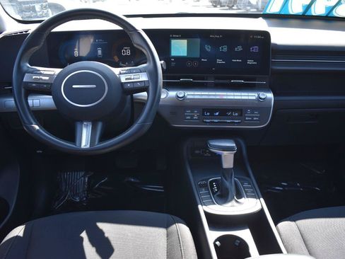 Used 2025 Hyundai Kona SEL AWD/4WD image 18