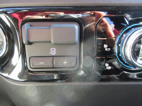 New 2026 GMC Sierra 1500 SLT w/ SLT Premium Plus Package image 20