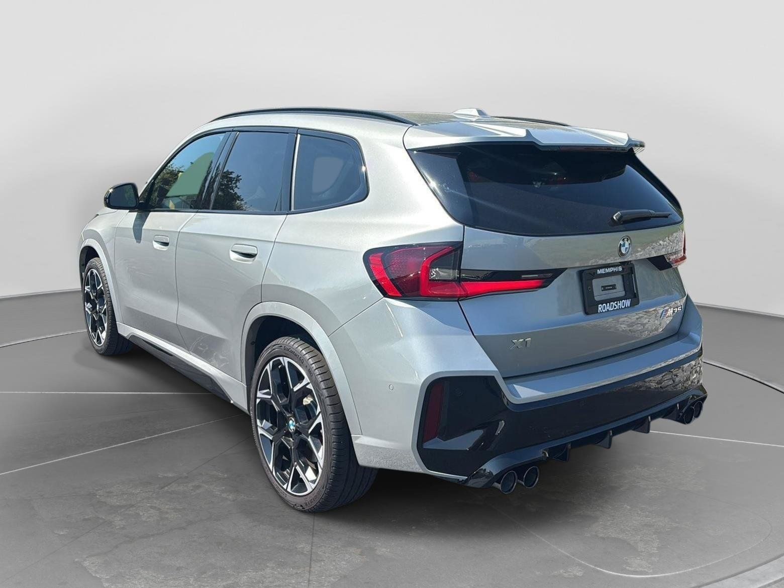 Used 2026 BMW X1 M35i w/ Technology Package AWD/4WD image 2