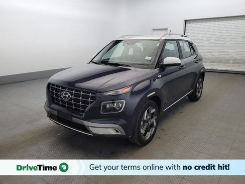 Used 2024 Hyundai Venue Limited image 1