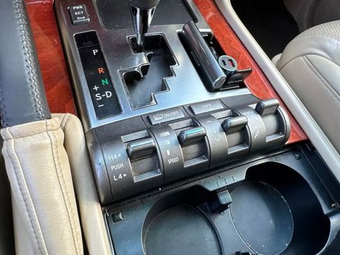 Used 2008 Lexus LX 570 4WD image 16