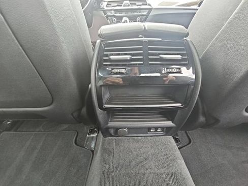 Used 2023 BMW 530e xDrive AWD/4WD image 24