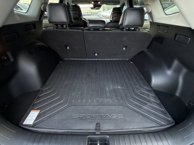 Used 2023 Kia Sportage EX FWD image 26