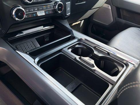 Used 2025 Ford F450 Lariat image 46