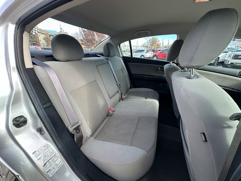 Used 2011 Nissan Sentra 2.0 S image 17