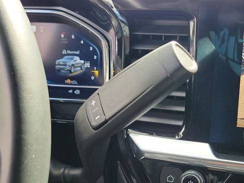 Certified 2023 Chevrolet Silverado 1500 LT AWD/4WD image 33