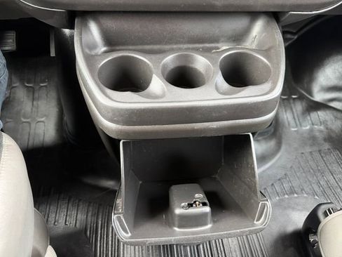 Used 2024 Chevrolet Express 2500 w/ Driver Convenience Package image 25