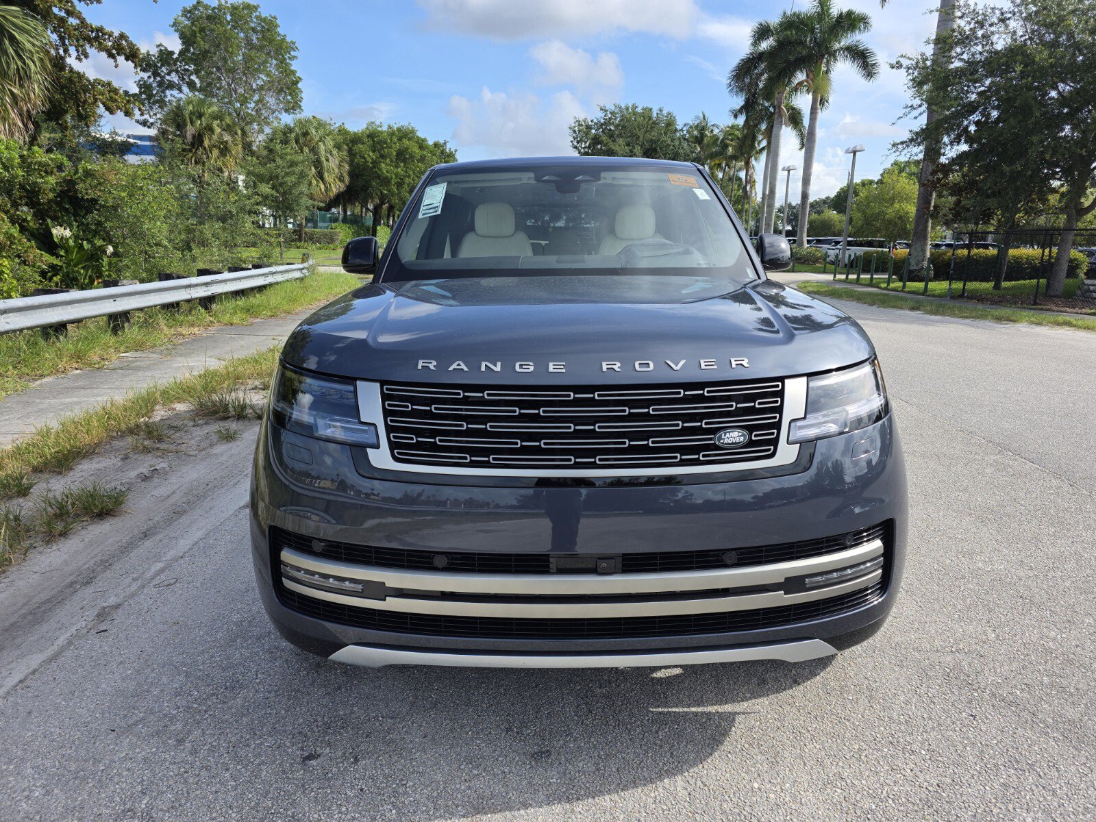 New 2026 Land Rover Range Rover SE AWD/4WD image 8