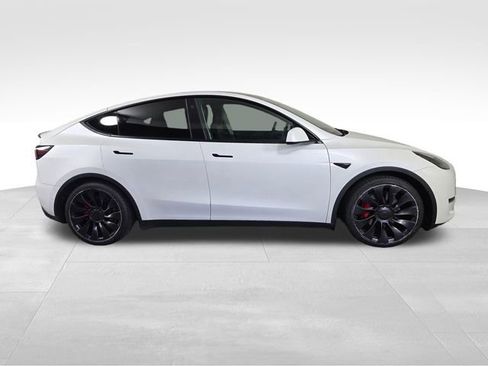 Used 2022 Tesla Model Y Performance AWD/4WD image 8