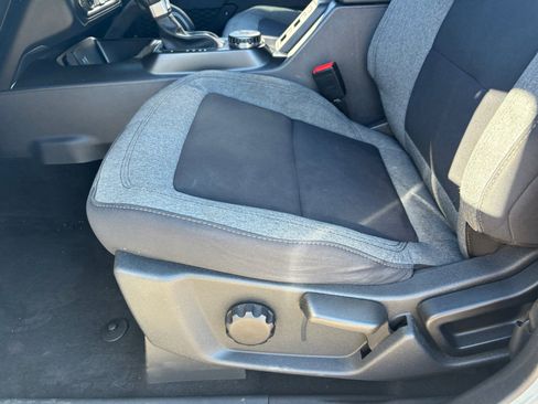 Used 2023 Ford Bronco Big Bend w/ Sasquatch Package image 13