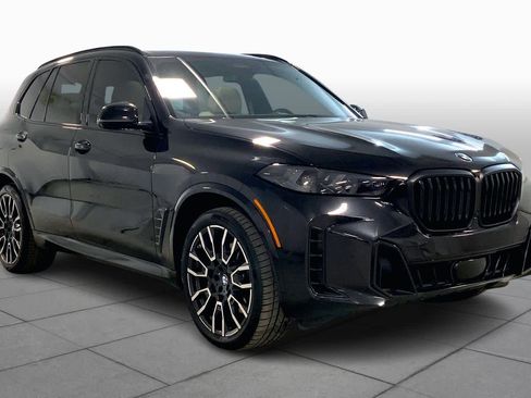 Certified 2025 BMW X5 xDrive40i w/ M Sport Package image 2