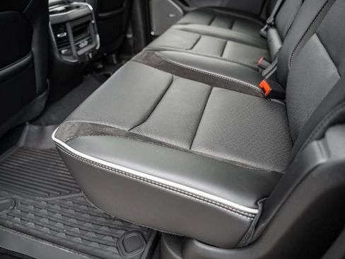 New 2026 RAM 1500 Laramie w/ Night Edition AWD/4WD image 32