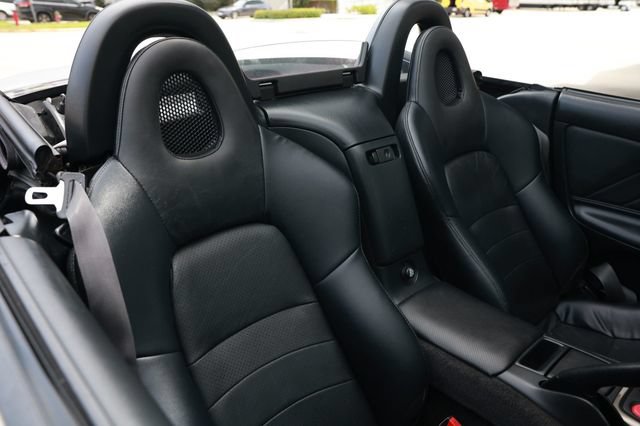 Used 2001 Honda S2000 image 11