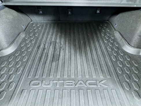 Used 2021 Subaru Outback Touring XT AWD/4WD image 33