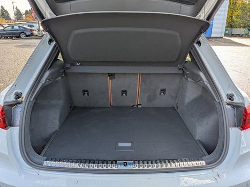 Used 2024 Audi Q3 2.0T Premium Plus image 32