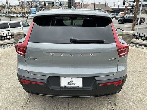 New 2026 Volvo XC40 B5 Plus w/ Climate Package AWD/4WD image 9